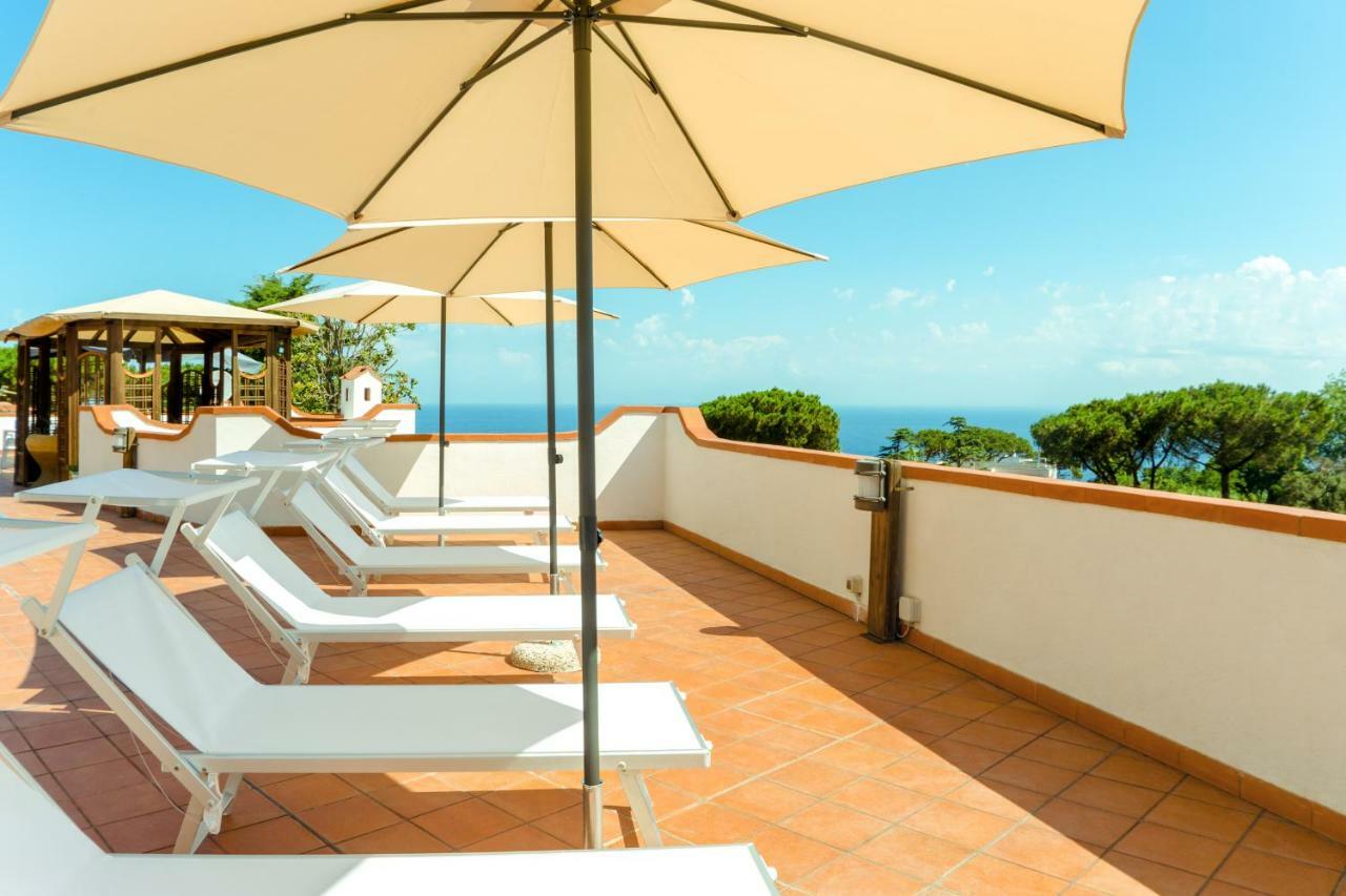 Villa Araucaria Casamicciola Terme Ngoại thất bức ảnh